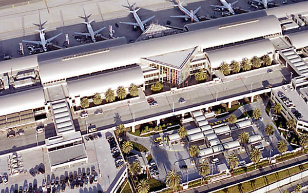 John Wayne Airport's Terminal C Revamp Finishes - Airport Technology